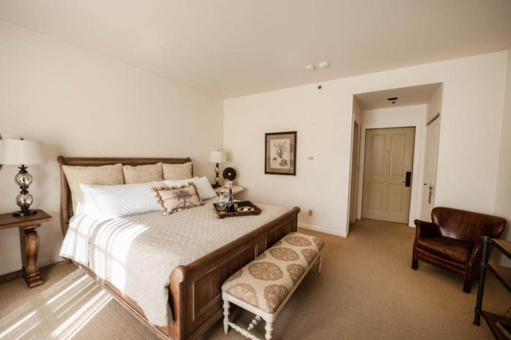 Seal Cove Inn Moss Beach Экстерьер фото