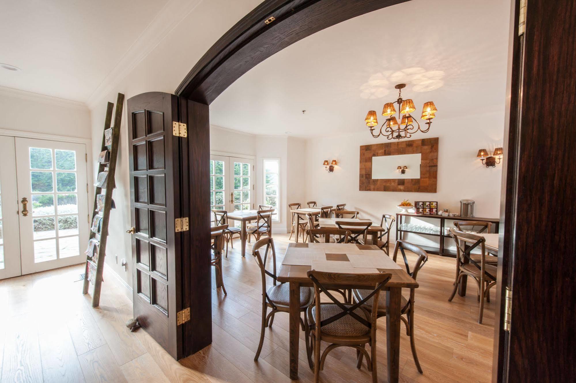 Seal Cove Inn Moss Beach Экстерьер фото